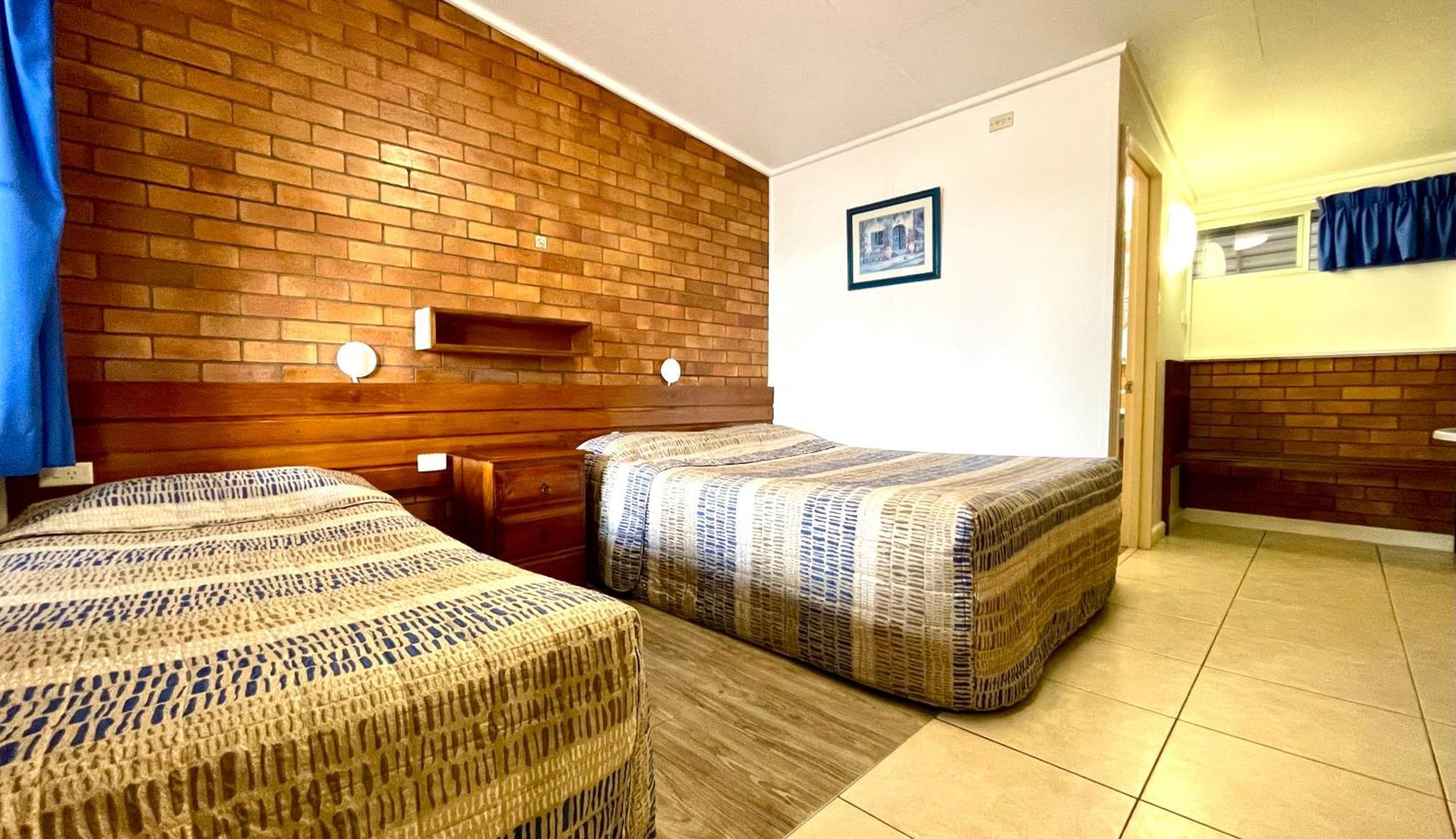 Motel Myall Дэлби Экстерьер фото